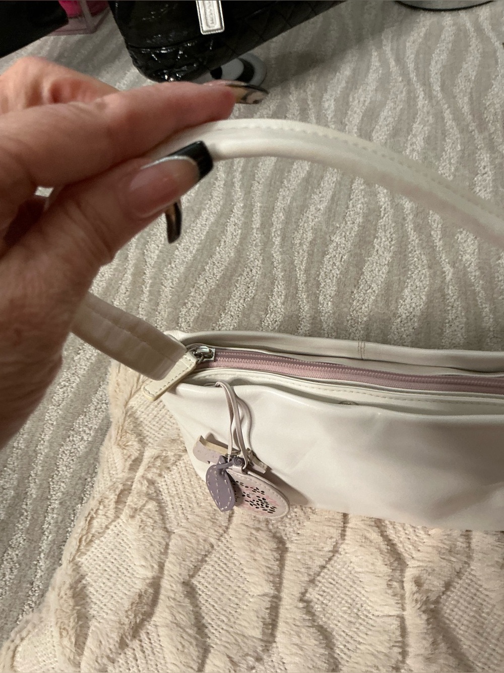 Radley London Ivory Soft Leather Shoulder Bag/Scottie Dog Charm/Small Hobo Purse - Picture 10 of 14